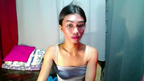 Snapshot of urloverjasmine_xx chatting on June 2026 09:48:02 AM urloverjasmine_xx online show from June 2026 09:48:02 AM