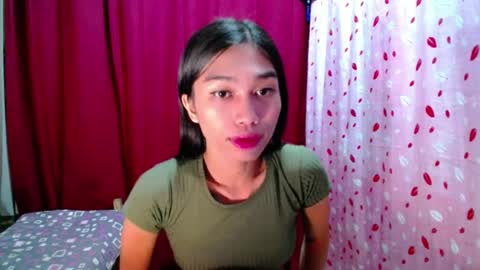 urloverjasmine_xx online show from August 2026 07:17:01 PM