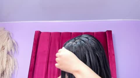 Love online show from May 2026 07:53:02 PM