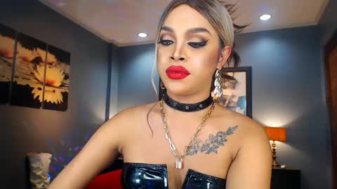 Snapshot of urmajestytyra chatting on January 2025 03:29:01 AM UrMajestyTyra online show from January 2025 03:29:01 AM