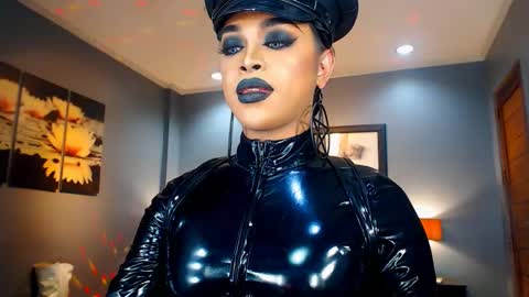 Snapshot of urmajestytyra chatting on January 2025 03:48:01 AM UrMajestyTyra online show from January 2025 03:48:01 AM