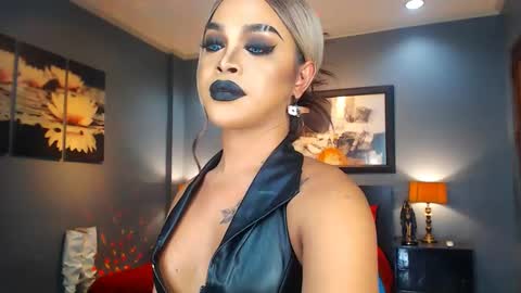 Snapshot of urmajestytyra chatting on February 2025 07:12:02 AM UrMajestyTyra online show from February 2025 07:12:02 AM