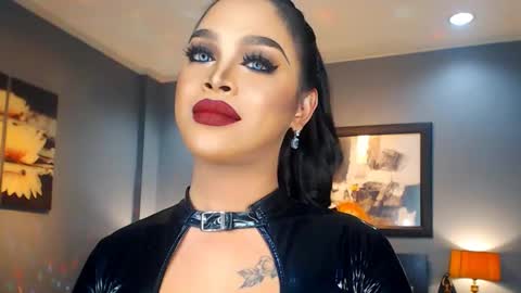 Snapshot of urmajestytyra chatting on February 2025 11:15:01 PM UrMajestyTyra online show from February 2025 11:15:01 PM