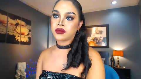 Snapshot of urmajestytyra chatting on March 2025 03:52:02 AM UrMajestyTyra online show from March 2025 03:52:02 AM