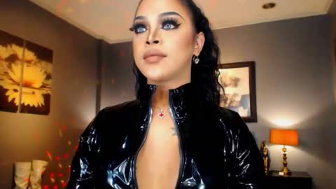 Snapshot of urmajestytyra chatting on September 2025 12:56:02 AM UrMajestyTyra online show from September 2025 12:56:02 AM