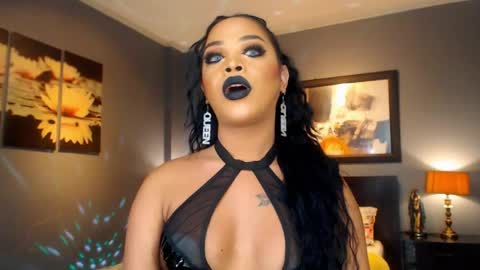 Snapshot of urmajestytyra chatting on April 2026 01:52:02 AM UrMajestyTyra online show from April 2026 01:52:02 AM