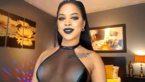 UrMajestyTyra online show from April 2026 02:51:02 AM