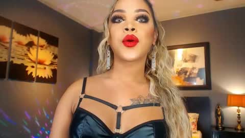 UrMajestyTyra online show from May 2026 11:54:01 PM