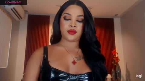 Snapshot of urmajestytyra chatting on June 2026 12:38:01 AM UrMajestyTyra online show from June 2026 12:38:01 AM