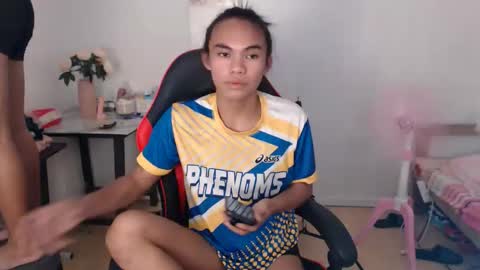 Snapshot of urnaughtysexy_alina chatting on September 2025 09:32:01 AM Your sexy alina online show from September 2025 09:32:01 AM