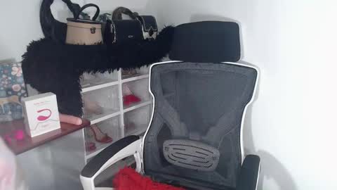 Lhea online show from February 2026 11:03:01 AM