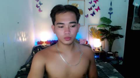 Snapshot of urpinoy_cummer chatting on May 2026 05:15:01 AM urpinoy_cummer online show from May 2026 05:15:01 AM