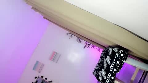 Snapshot of ursashafucker69 chatting on January 2026 05:00:01 AM ursashafucker69 online show from January 2026 05:00:01 AM