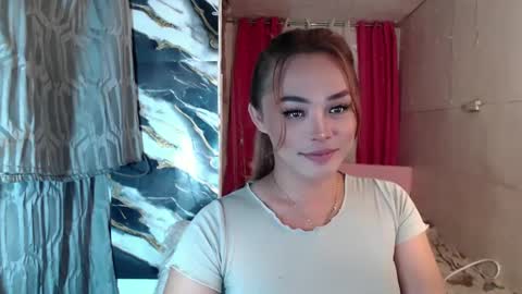 TYRA online show from December 2024 12:38:01 PM