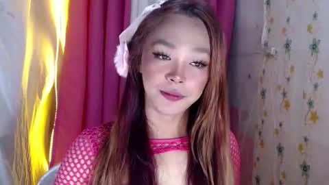 TYRA online show from September 2025 01:28:01 AM