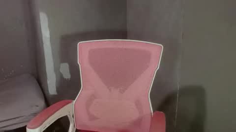 Snapshot of ursexy_michelle chatting on December 2025 11:28:02 AM Your Future Michelle online show from December 2025 11:28:02 AM