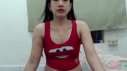Snapshot of ursexychix_4u chatting on June 2026 11:02:01 PM ursexychix_4u online show from June 2026 11:02:01 PM