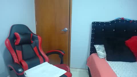 Snapshot of ursulawhite69 chatting on February 2026 12:18:01 AM Eveling Blanco online show from February 2026 12:18:01 AM