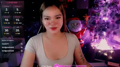 Snapshot of ursweet_yanie chatting on December 2024 01:10:02 PM yanie online show from December 2024 01:10:02 PM