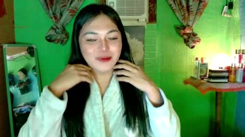 YOURGIRLCAMILLA online show from April 2026 04:55:01 PM
