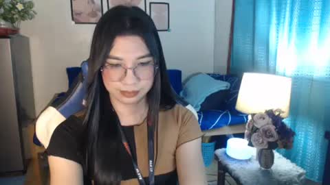 Snapshot of urwetasianprincessxx chatting on January 2025 12:39:02 PM Ashley Kate Mateo Gray online show from January 2025 12:39:02 PM