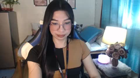 Snapshot of urwetasianprincessxx chatting on February 2025 10:48:02 AM Ashley Kate Mateo Gray online show from February 2025 10:48:02 AM