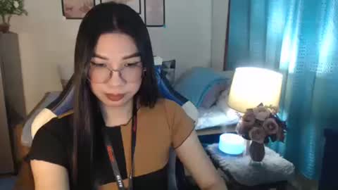 Snapshot of urwetasianprincessxx chatting on February 2025 02:31:02 PM Ashley Kate Mateo Gray online show from February 2025 02:31:02 PM