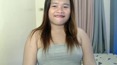 Bella Miles Olivia online show from December 2024 03:23:01 PM