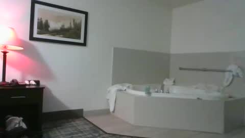 us24u888 online show from October 2025 11:00:01 AM