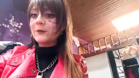 --Lucy-- online show from January 2025 06:48:01 PM