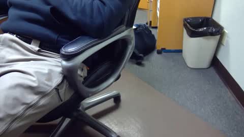 useemie online show from January 2025 07:55:01 PM