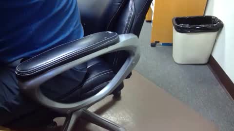useemie online show from May 2026 07:41:02 PM