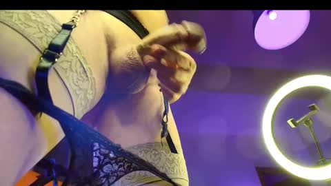 Snapshot of utopia2024 chatting on September 2025 09:53:01 PM sdickyinout online show from September 2025 09:53:01 PM