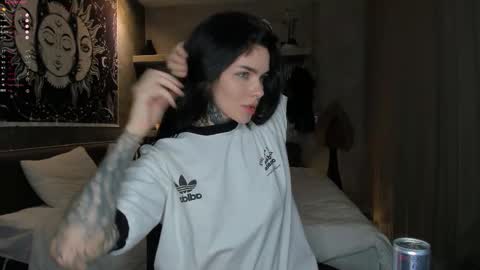 Eva online show from February 2026 06:57:02 PM