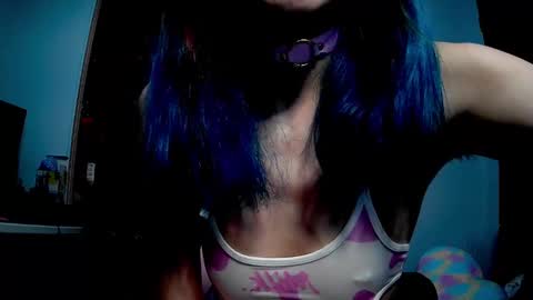 Snapshot of v3n0mb1t3z chatting on December 2024 11:08:01 PM kermit online show from December 2024 11:08:01 PM