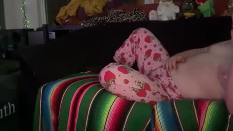 v69923285 online show from December 2025 07:58:02 AM