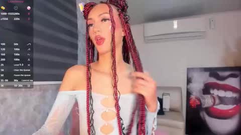 Snapshot of v_suckscock chatting on November 2025 02:28:01 PM online show from November 2025 02:28:01 PM