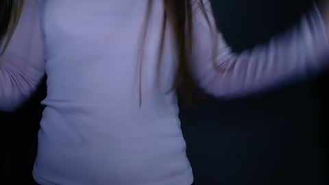 Valensiya online show from February 2026 04:40:01 PM