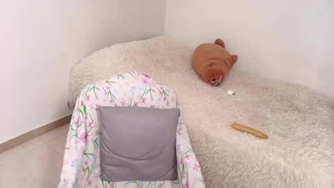 Snapshot of vaalerii_cutee chatting on May 2026 02:08:02 AM valeri and markk online show from May 2026 02:08:02 AM