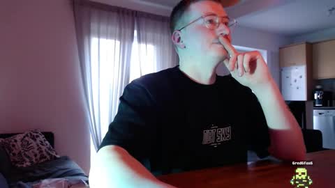 Snapshot of vacation__ chatting on February 2025 04:05:01 PM vacation__ online show from February 2025 04:05:01 PM