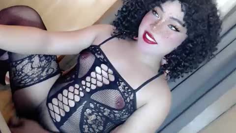 Snapshot of vae_sha chatting on December 2025 01:50:02 PM JESS - DONT FORGET TO FOLLOW ME AND GIVE ME THUMBS UP online show from December 2025 01:50:02 PM