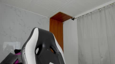 vaelith online show from February 2026 01:44:02 AM