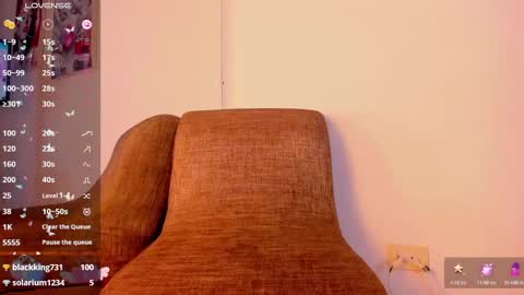 Vahiolet smith online show from January 2025 03:49:01 PM