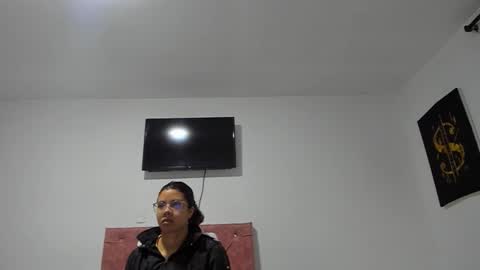 Vahiolet smith online show from January 2026 03:32:01 AM