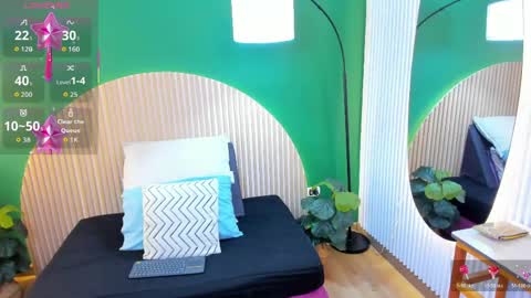 Vaiolet Harris online show from April 2026 11:45:02 AM
