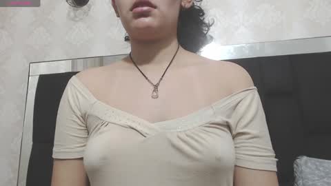 Vainilla online show from January 2025 01:53:01 AM