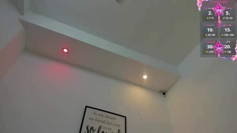 vainilla_heart online show from November 2025 03:05:01 AM