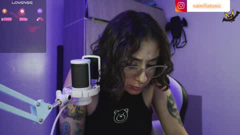 Snapshot of vainilla_l chatting on October 2025 12:30:01 AM Vainilla Independent model online show from October 2025 12:30:01 AM