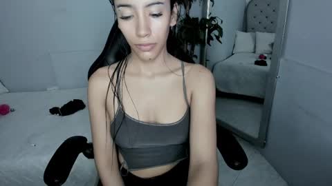 Vaioleth online show from May 2026 01:49:02 PM