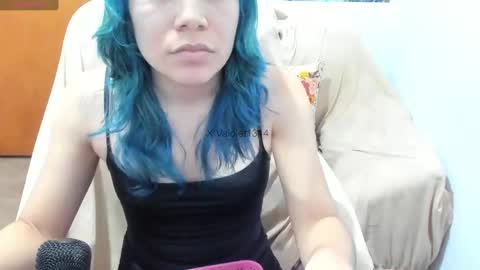 Snapshot of vaioletuwu chatting on October 2025 02:31:02 AM Vaiolet1314 online show from October 2025 02:31:02 AM